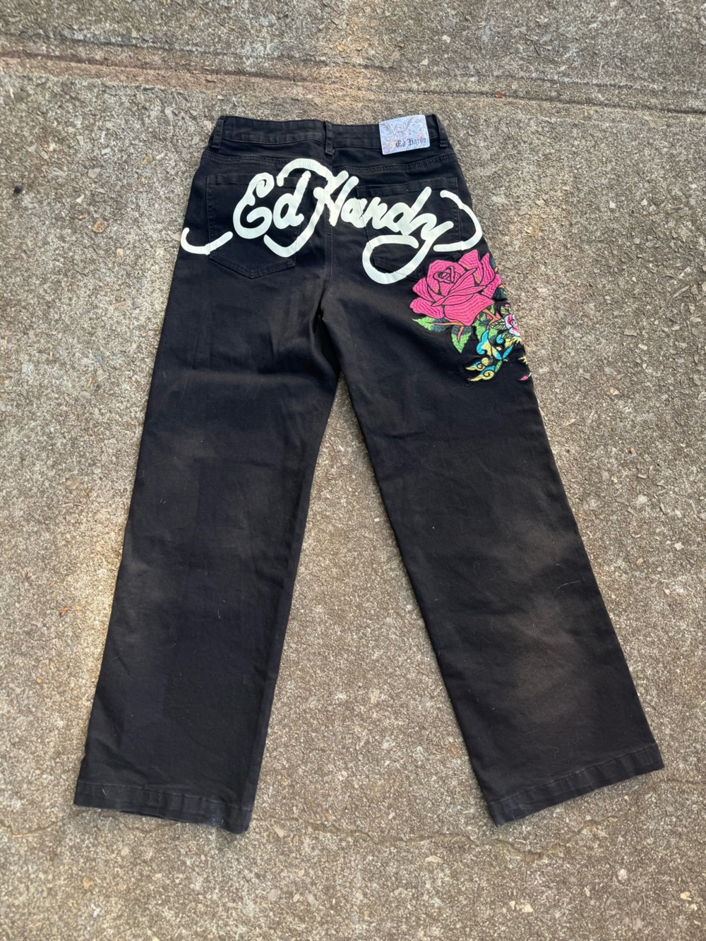 ED HARDY BLACK ROSE SKULL BAGGY GRAPHIC JEANS